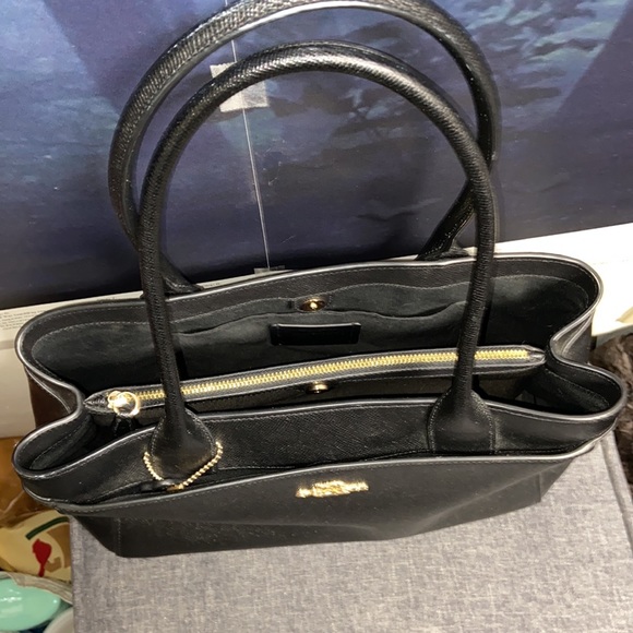 Coach tote - Picture 2 of 6